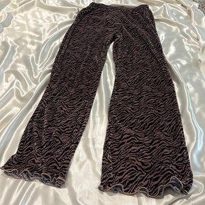 Wide leg pleated zebra pant!